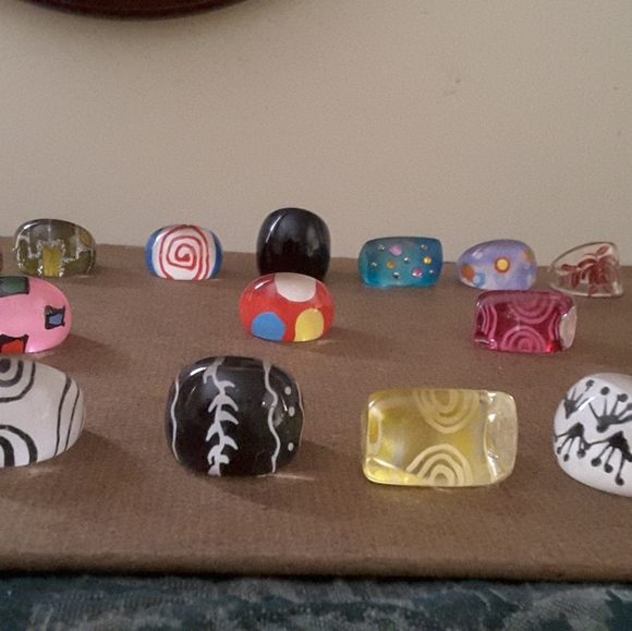 Jewelry - Picture 4 of 4